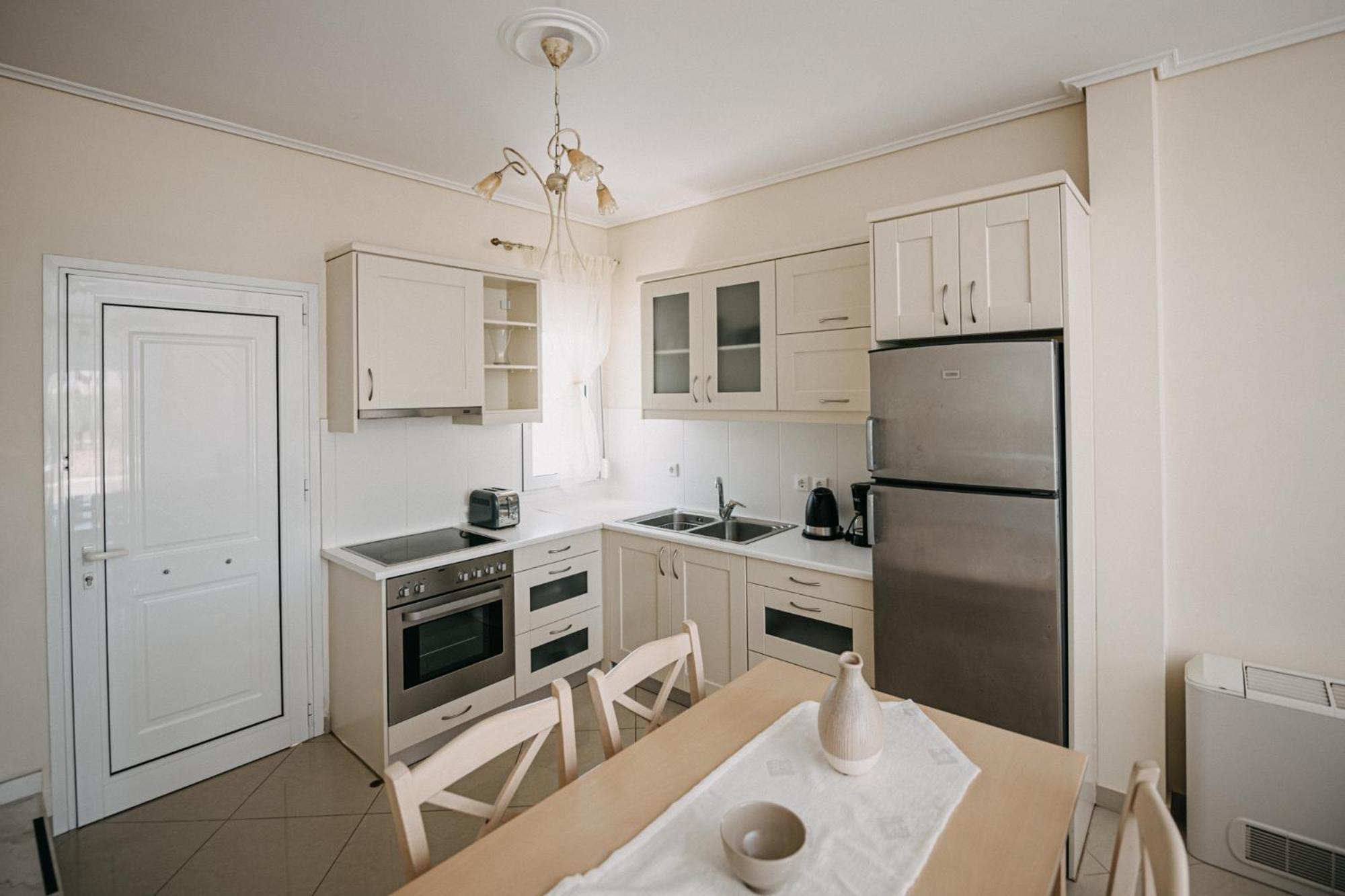 Nereides Luxury Villas 卡托阿尔米利 外观 照片