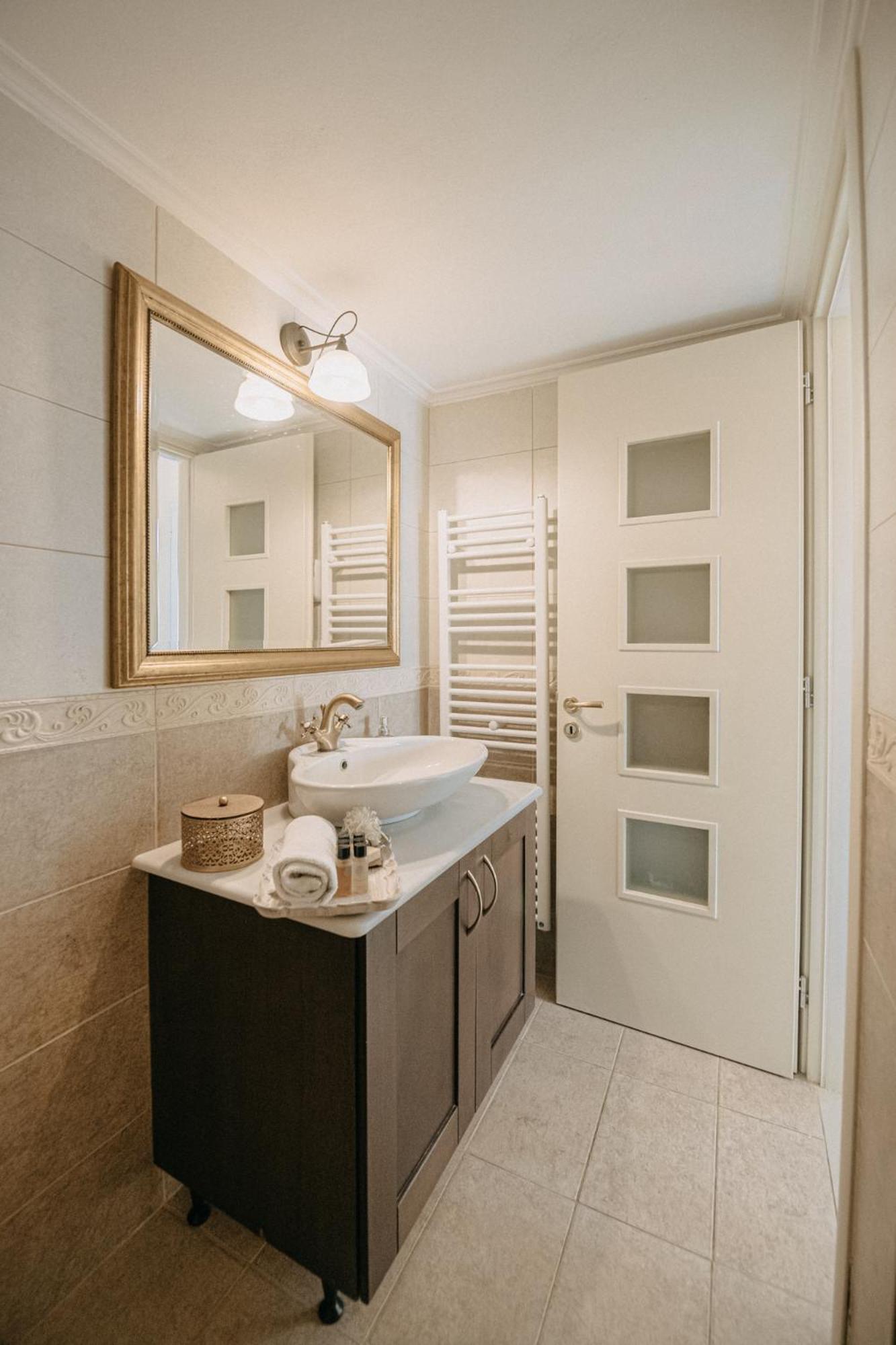 Nereides Luxury Villas 卡托阿尔米利 外观 照片