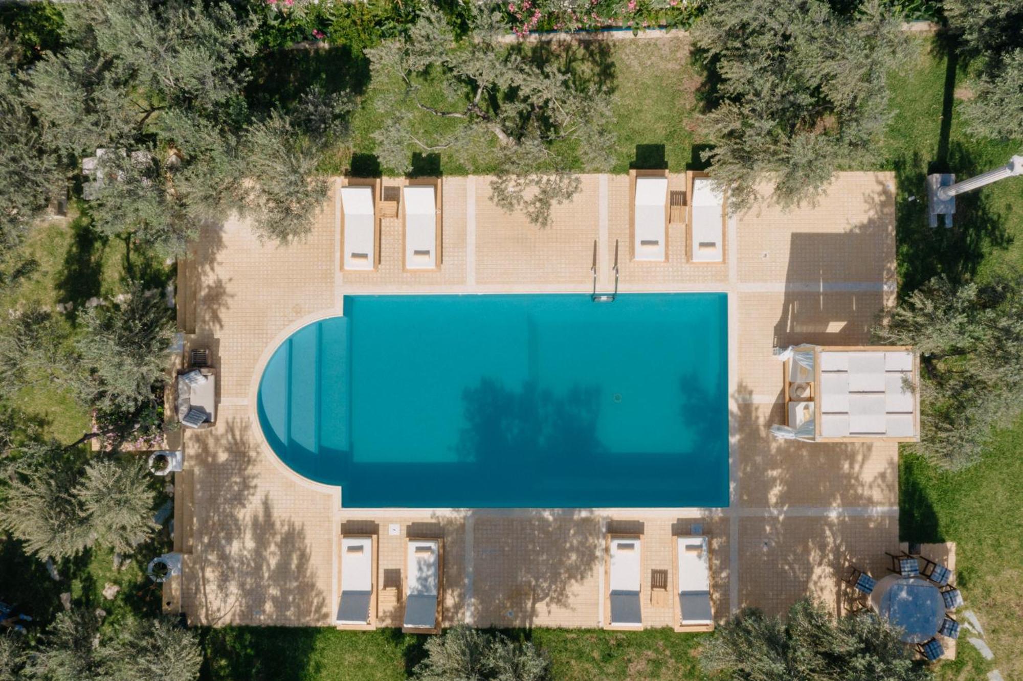 Nereides Luxury Villas 卡托阿尔米利 外观 照片